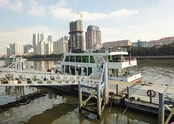 A Port in Guangzhou