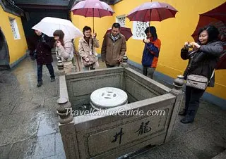 Well in Jinshan Temple