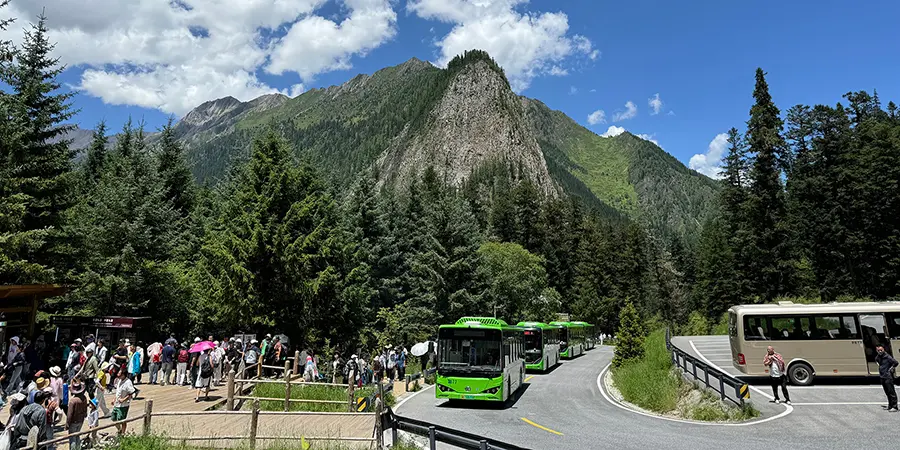 Tourist Bus  in Jiuzhaigou Valley