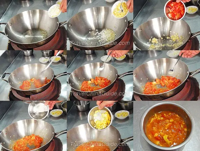 Step 2 of Noodles with Tomato Egg Sauce