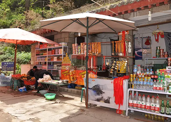 Grocery on the Mountain