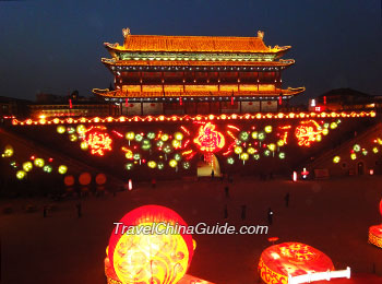 Festival Lanterns Decorating Xi'an City Wall