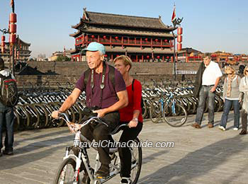 Cycling on Xi'an City Wall