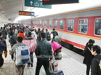 Chengdu train