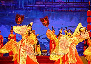 Flowery Tang Dynasty Clothing