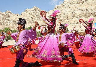 Clothing of Uygur Ethnic Minority