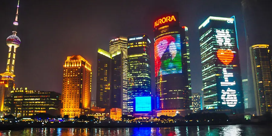 Oriental Pearl TV Tower at Night