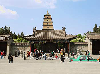 Ci''en Temple with Big Wild Goose Pagoda inside
