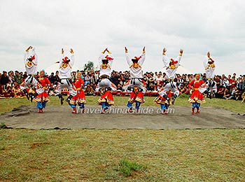 Mongolian Dance at Zhangbei Grassland