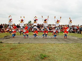 Mongolian Dance at Zhangbei Grassland