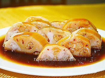 Steamed Lotus Root Stuffed with Sweet Sticky Rice