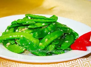 Stir-fried Snow Peas with Minced Garlic