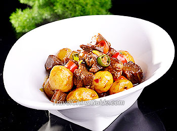 Beef Stewed with Potatoes