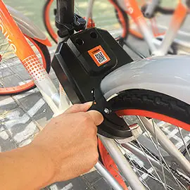 Lock a Sharing Bike