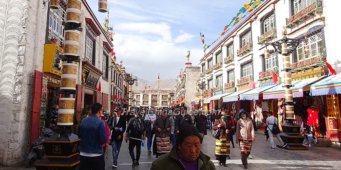 Barkhor Street, Lhasa