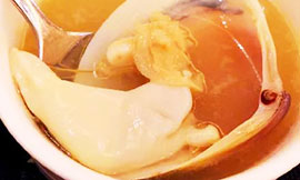 Boiled Sea Clam with Chicken Soup
