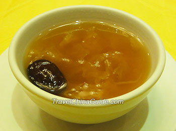 White Fungus and Lotus Seed Soup