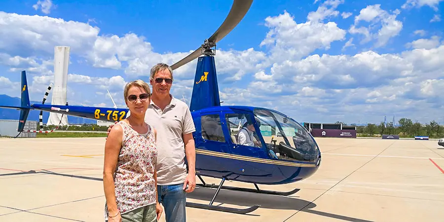Visit the Great Wall by helicopter