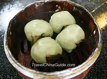 Leaf-Wrapped Rice Balls