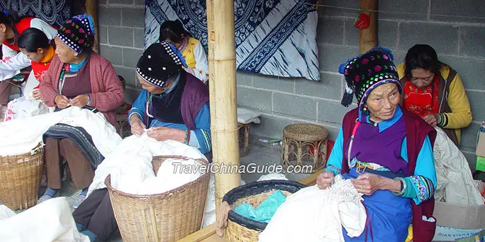 Learn Tie-Dying in Zhoucheng
