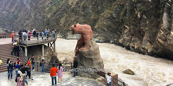 Lijiang, Yunnan: Tiger Leaping Gorge