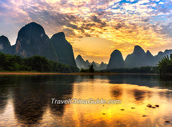 Sunset on Li River