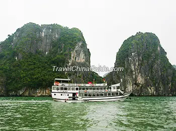 Ha Long Bay