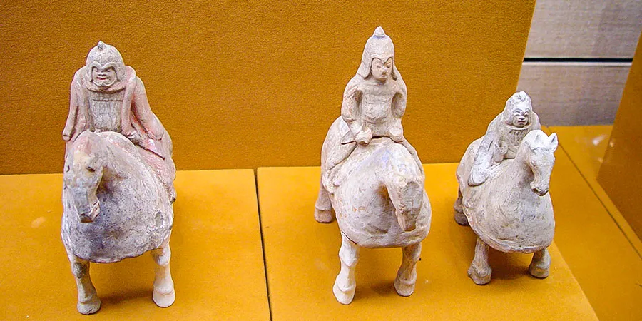 Pottery Figures of Horse-riding Warrior