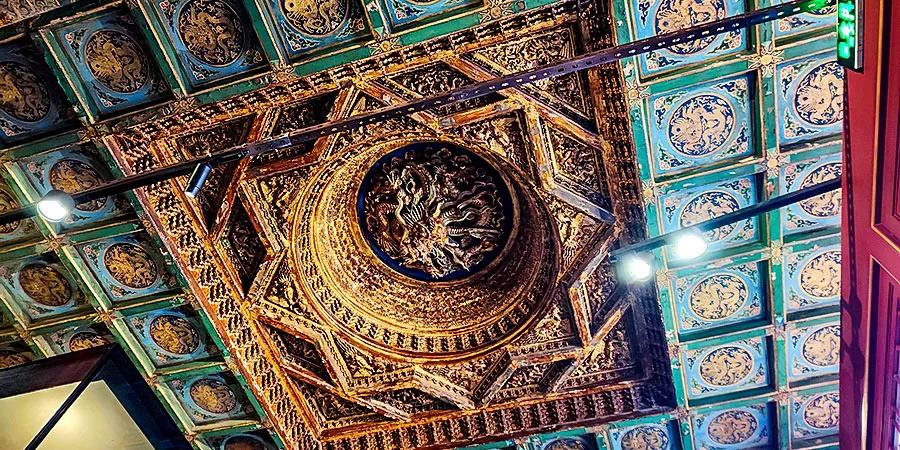 Octagonal Dragon Caisson Ceiling