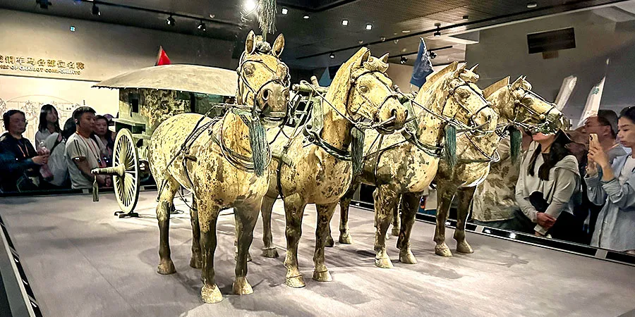 Lifelike Bronze Chariot  and Horses