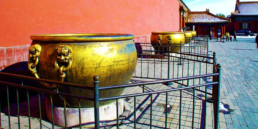 Gate of Heavenly Purity's Bronze Vats
