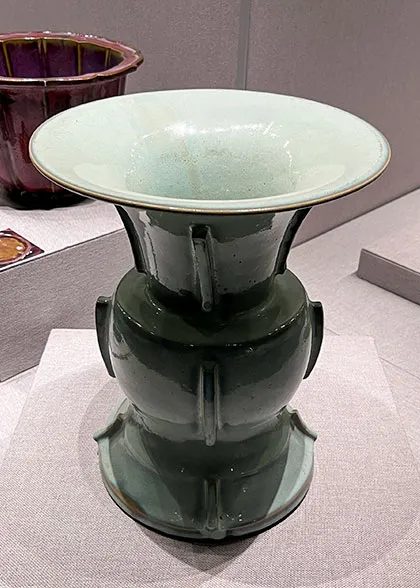 Jun Kiln Moon-white Glazed Vessel