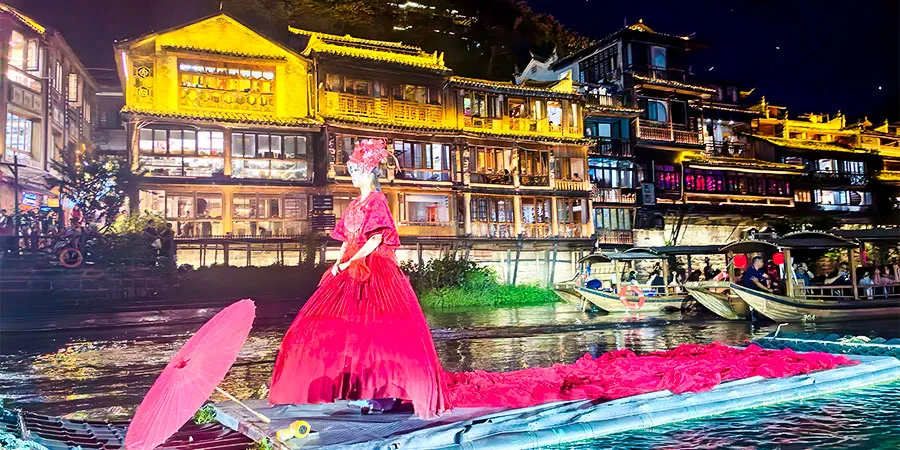 Night Show in Ancient Town