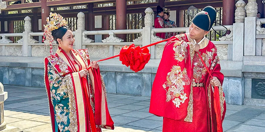 Chinese Wedding Costumes