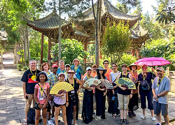 Escape from Heat in the Shade