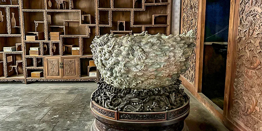 Jade Mountain Sculpture, Hall of Joyful Longevity