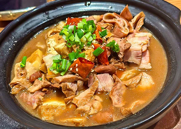 Authentic Beijing Stewed Pork Offal in the Restaurant 