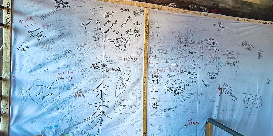 Graffiti Wall, Mutianyu