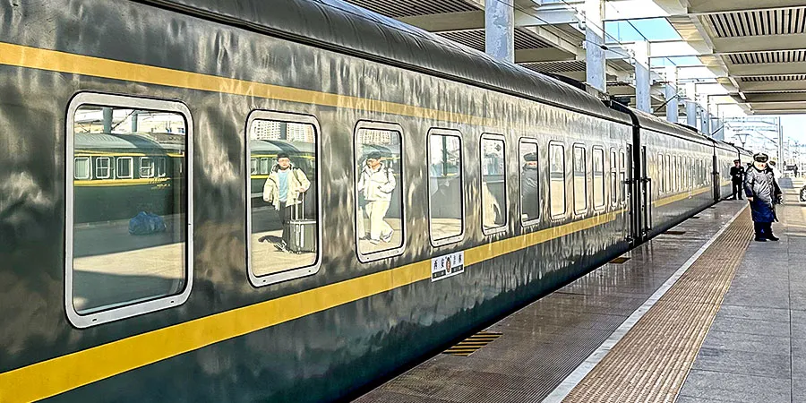 Normal Train Stopping at Harbin East