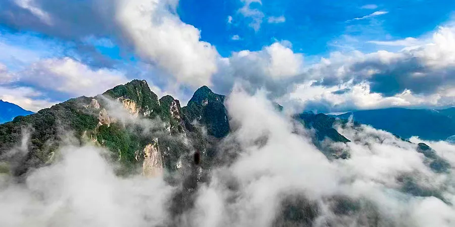 Sea of Clouds on Huangshan Mountain