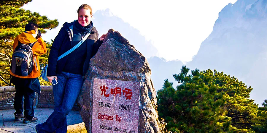 Reach the Top of Huangshan Mountain