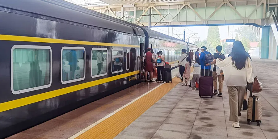 Platform of Huangshan Train Station