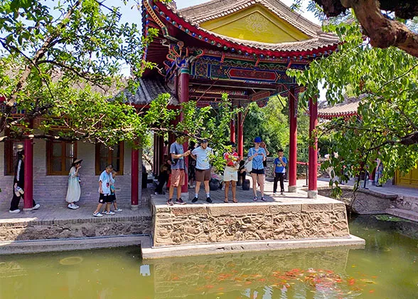 Lake View in Huanyuan Garden