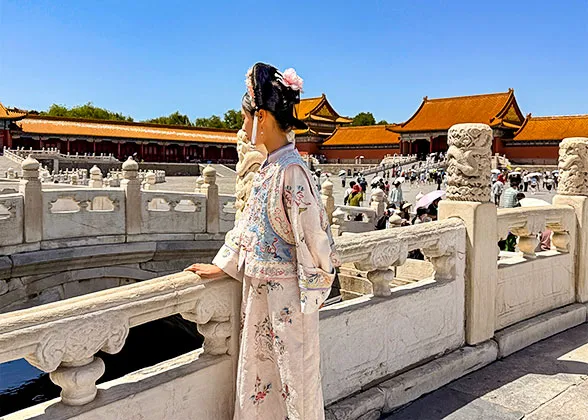 Admiring the River in Ancient Chinese Costume