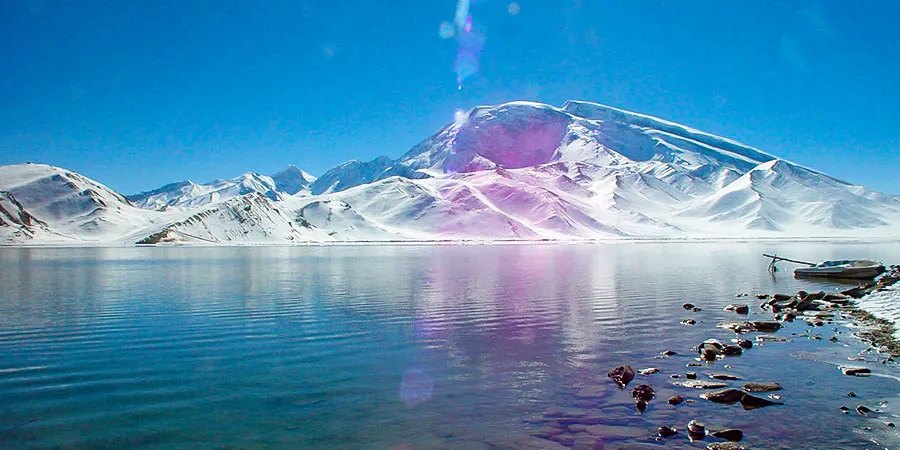 Melting Karakuri Lake