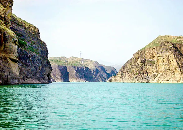 Bingling Temple in Sunny Weather