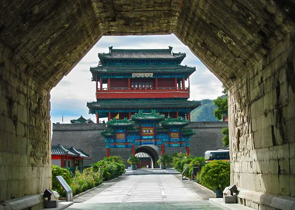 Majestic pass along the Great Wall