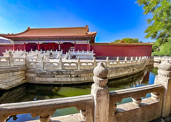 Inner Golden Water River in front of Martial Valor Hall