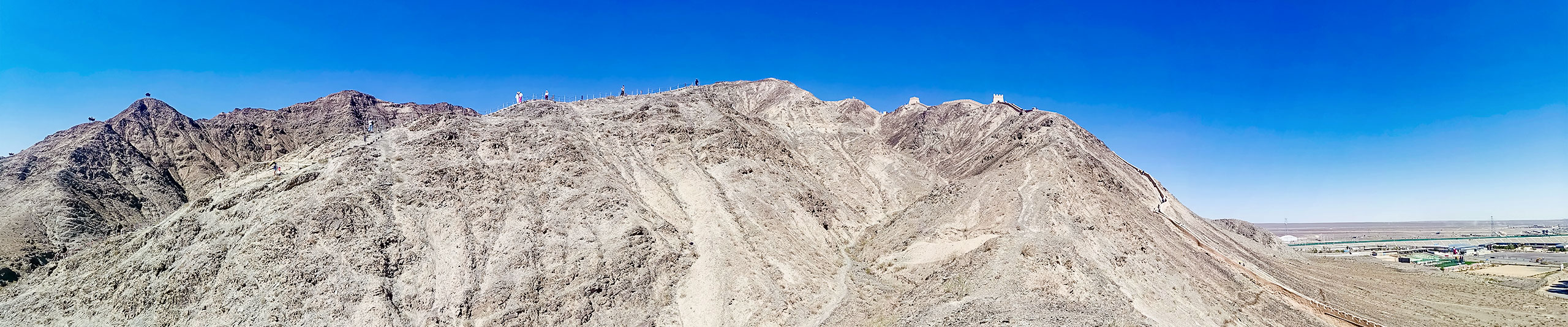 Overhanging Great Wall, Gansu