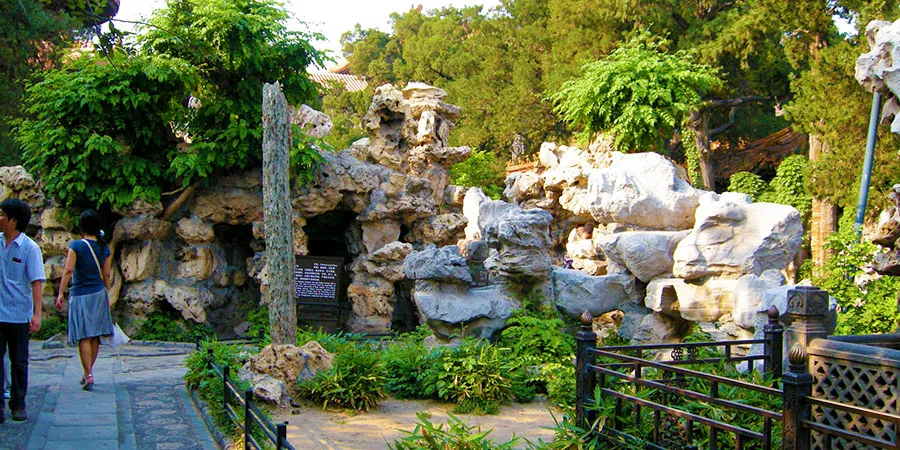 Rokeries in Qianlong Garden